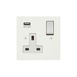 Horizon Square Switched Socket Outlet with USB-A Charger Paintable 1 gang 13 amp Primed White