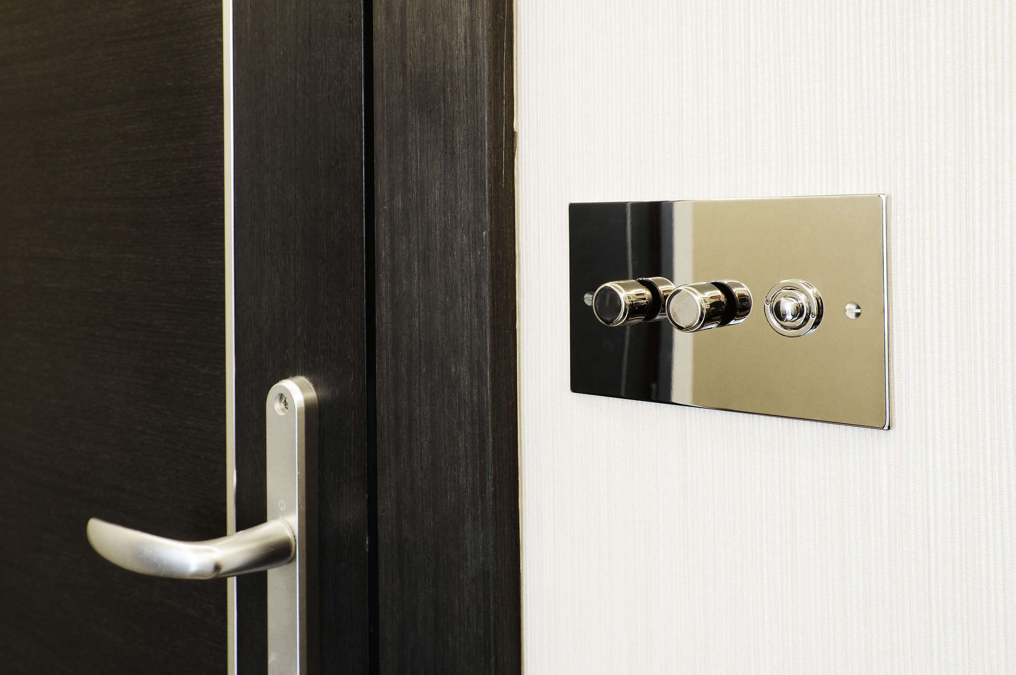 Horizon Square Architrave Switch 1 gang dimmer Polished Stainless Steel