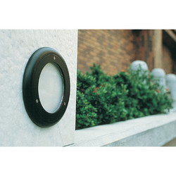 Saucer E27 Outdoor Low Level Light 240V Black 60W