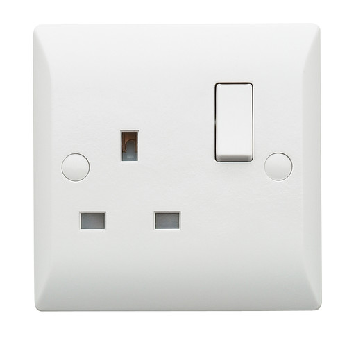 Superswitch Wall Socket 1 Gang 13 Amp Switched Outlet