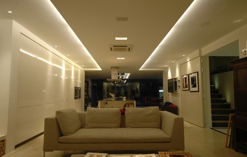 Lowered ceiling with fluorescent strip