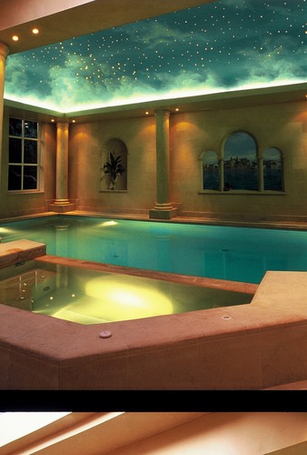 Downlighting pillars in swimming pool