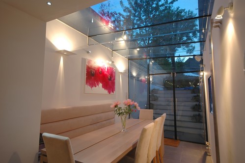 Wall lighting dining area