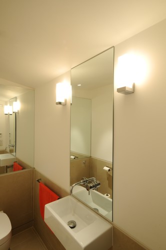 Mirror lights in bathroom