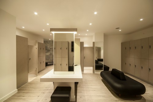 Elegant downlights in changing room