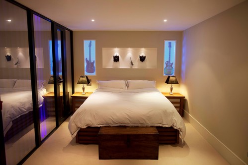LED tape and bubbles in alcoves