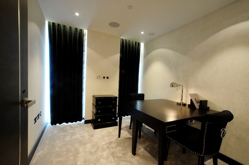 Elegant downlights in study