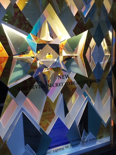 Shop window display lighting