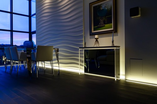 Line HR recessed floor extrusion