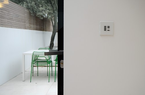 Wise switch controlling garden light 