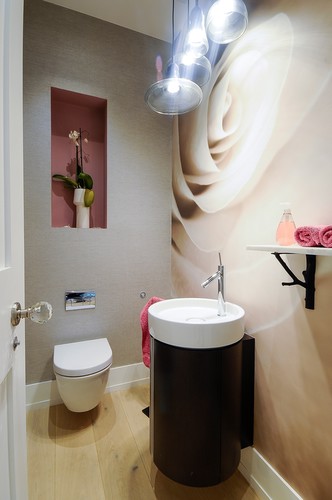 Decorative glass pendant in bathroom