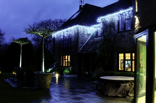 Spike and brick lights lighting exterior