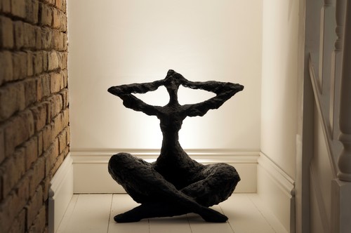 Alcove with sculpture backlight