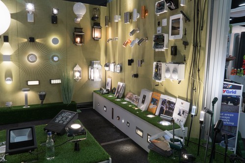 Landscape Show - Mr Resistor Stand