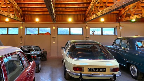 RGB LED Projectors in garage