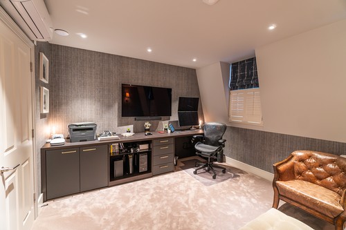 Downlights and table lights in office 