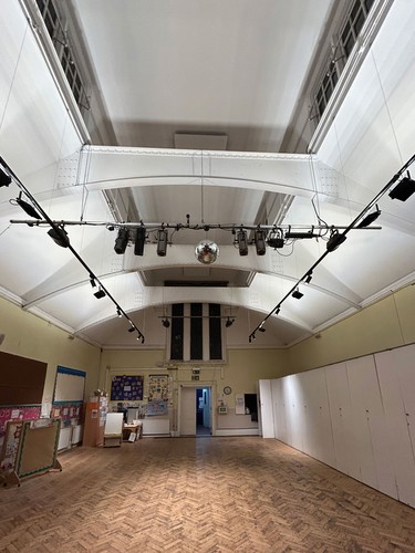 Tube track lights with floodlights
