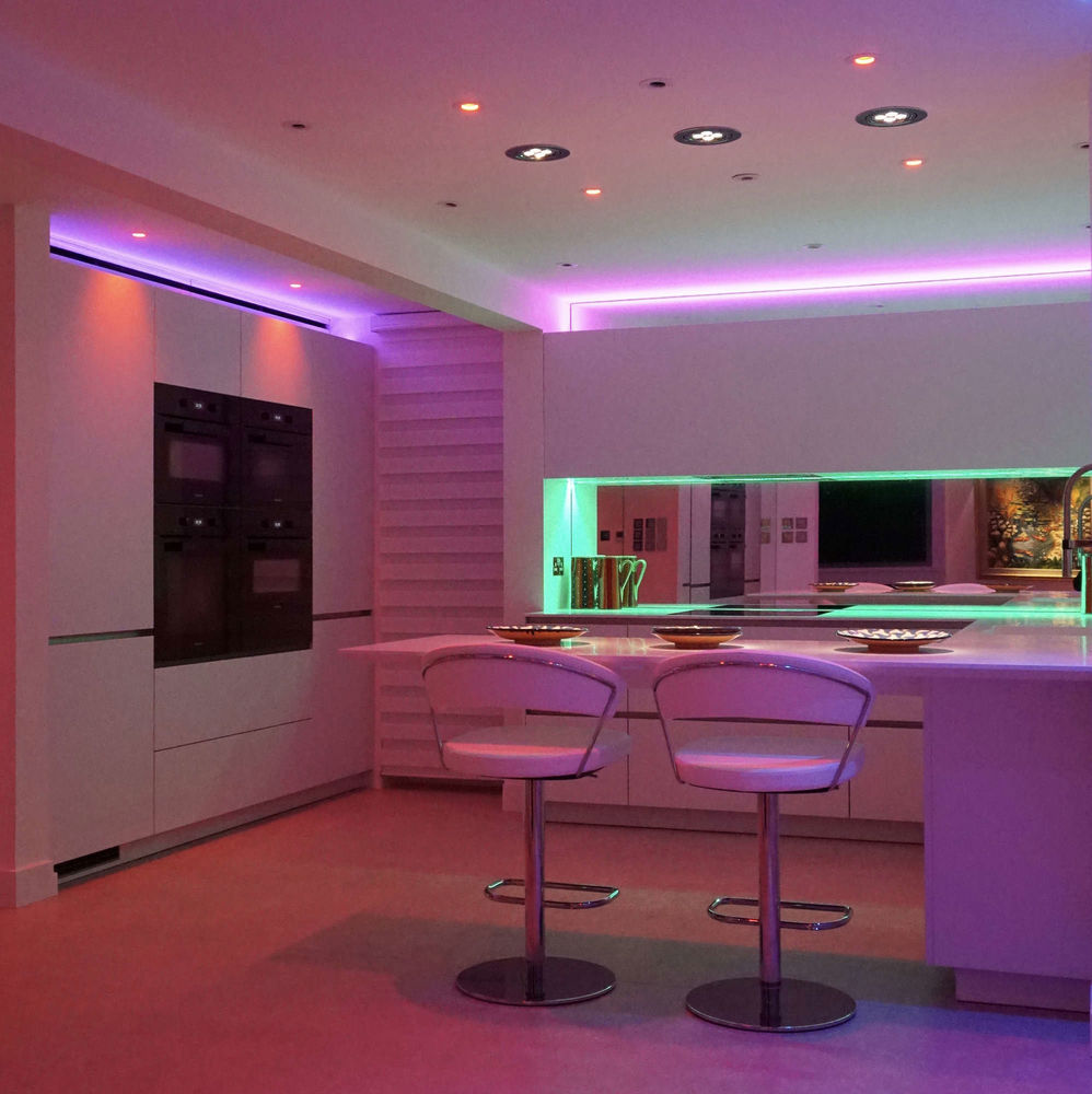 LED RGBW Module Dimmable 24V 16W RGB + Warm White 3000K in use