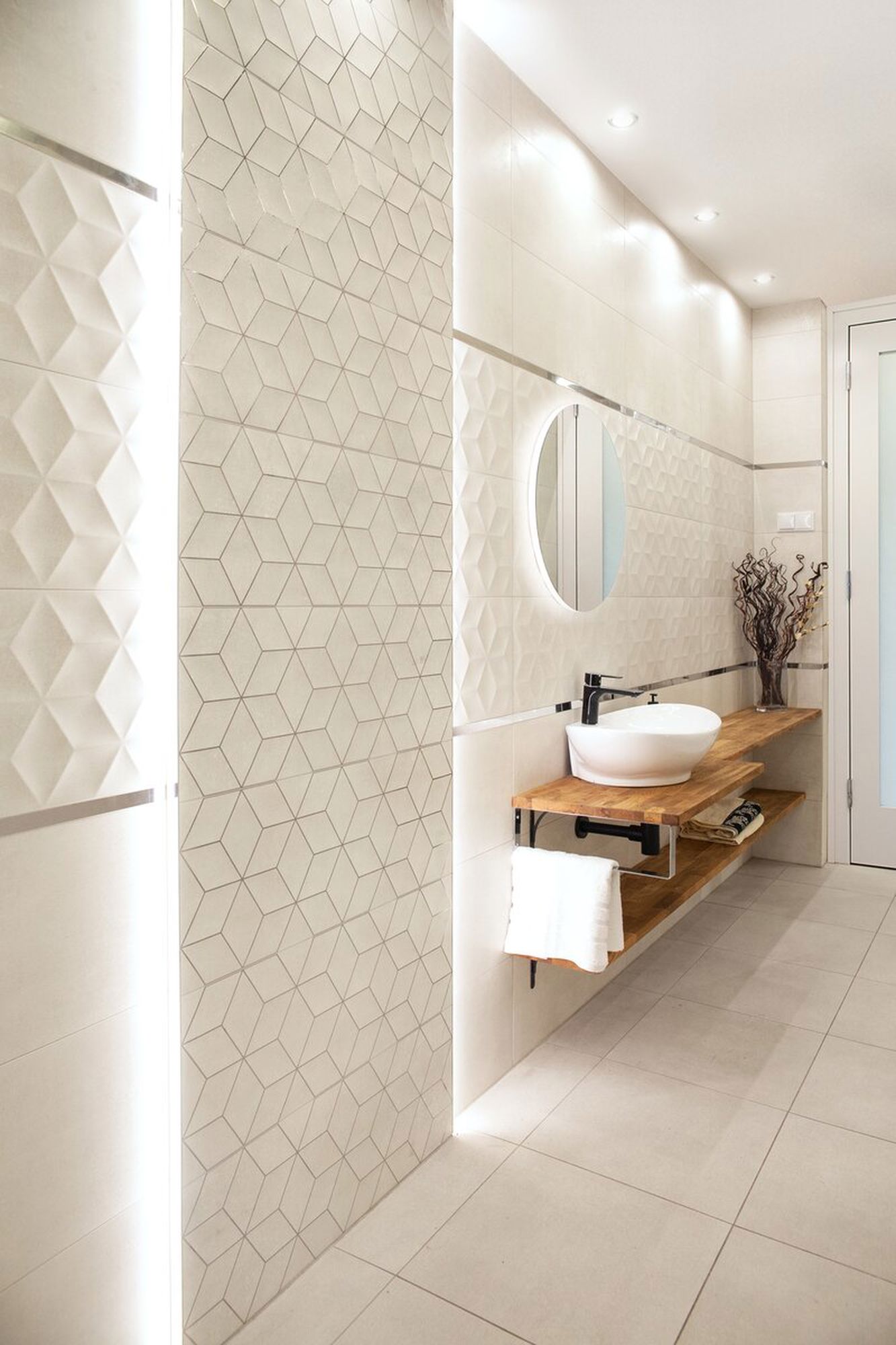 Maxi Plus Surface Extrusion Profile Aluminium 1000mm | Mr Resistor Lighting