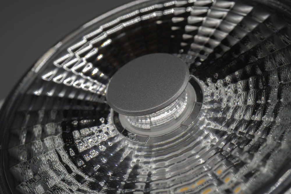 Series 2 AR111 LED 12W 850lm Dimmable Lamp incl. Driver 10° 4000K Cool White in use