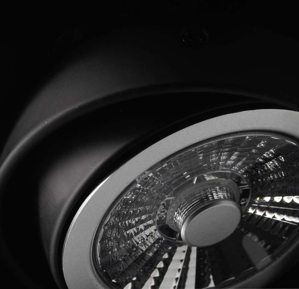 Series 2 AR70 LED 8W 530lm Dimmable Lamp incl. Driver 10° 3000K Warm White in use