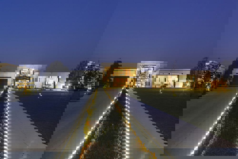 Line HR-MAX LED Extrusion Profile - Floor Range